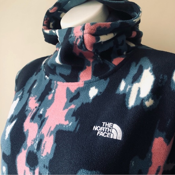 the North Face TKA Glacier Pullover Hoodie in Mallard Blue Abstract Ikat Print M - Picture 5 of 11